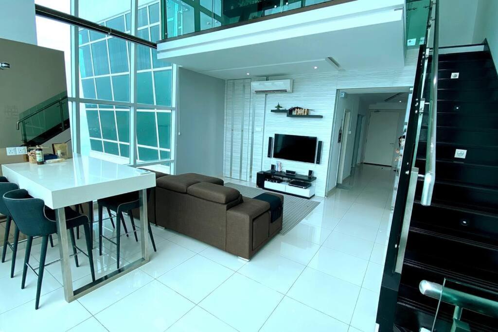 The Maritime Suite @ Panoramic Duplex 海景の家 Jelutong Exterior foto